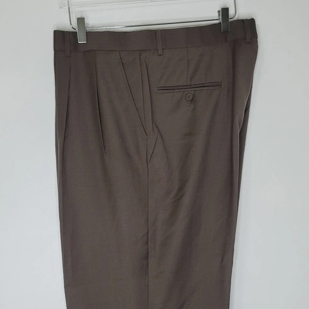 Vittorio St. Angelo Wool Suit 48R Two Piece 4 Button Single Breast Pleat No Vent